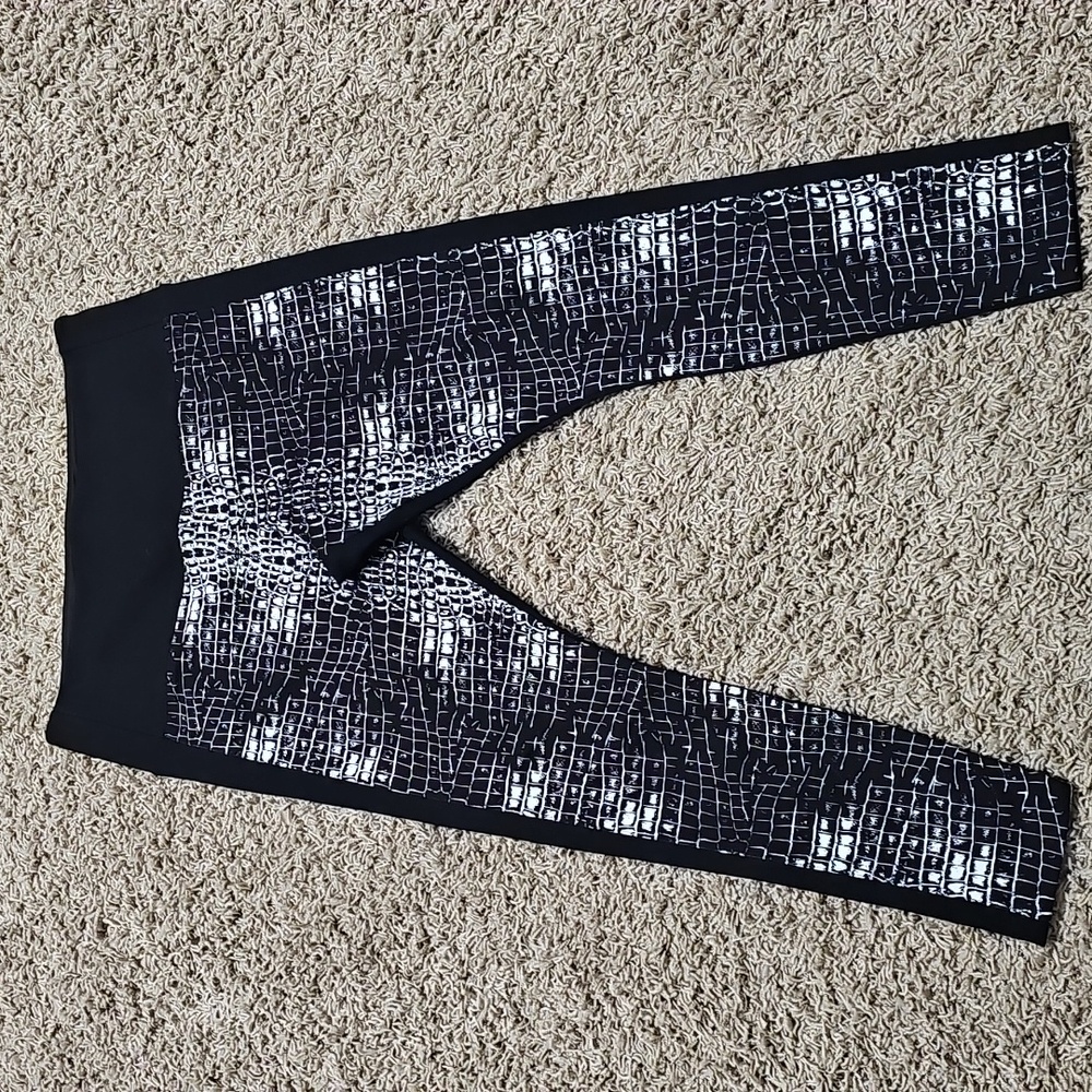 Lysee Croc Meridian Leggings Shapewear XL Ponte Pants - Picture 3 of 8